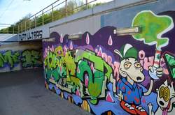 Unterführung an der Haltestelle Markstraße mit Graffiti (3)