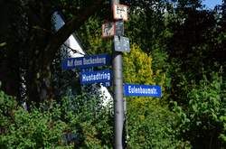 Straßenschilder Auf dem Backenberg, Hustadtring und Eulenbaumstraße