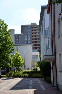 Querenburger Höhe, Blick Richtung Wohnhaus Unicenter (1)