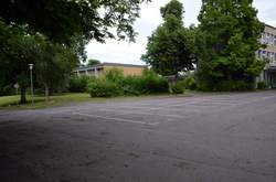 Lehrerparkplatz der Annette-Schule am Lohring 22
