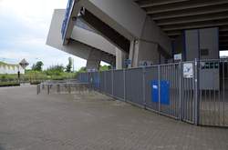 Ruhrstadion Bochum, Eingangsbereich Osttribüne, Höhe Block Q